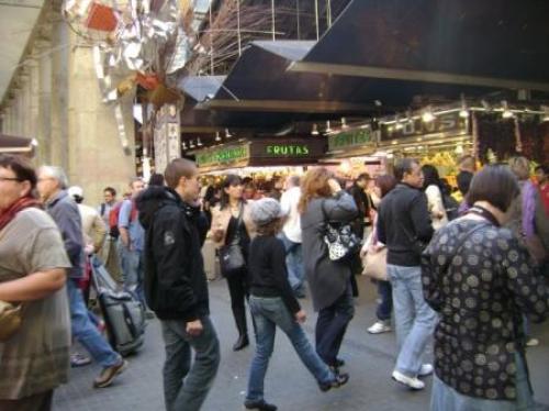 Charla: "Cómo ganar amigos e influir sobre las personas"" #bibliotecandomadrid (Bibl. Ana Maria Matute) Charla: "Cómo ganar amigos e influir sobre las personas"" #bibliotecandomadrid (Bibl. Ana Maria Matute)